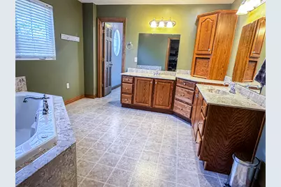 5108 Chanick Street, Muskegon, MI 49441 - Photo 41