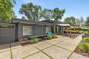 1235 Thornapple River Dr SE, Ada, MI 49301 - Photo 31