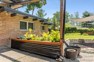 1235 Thornapple River Dr SE, Ada, MI 49301 - Photo 27