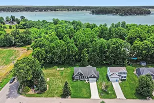 21029 Diamond Harbor Ct, Cassopolis, MI 49031 - Photo 27