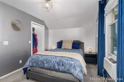 1318 Portland Avenue NE, Grand Rapids, MI 49505 - Photo 19