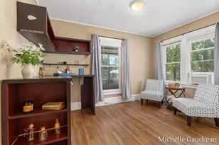 1318 Portland Ave NE, Grand Rapids, MI 49505 - Photo 15