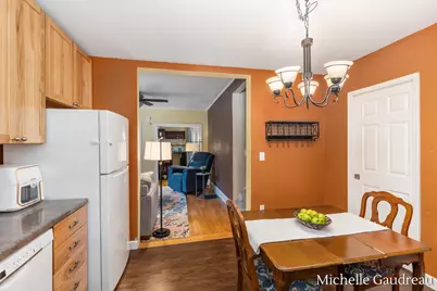 1318 Portland Avenue NE, Grand Rapids, MI 49505 - Photo 13