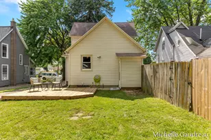 1318 Portland Ave NE, Grand Rapids, MI 49505 - Photo 27