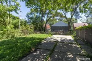 17834 Bradford Ave, Detroit, MI 48205 - Photo 21