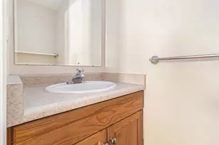 1017 Bluestem Ln, Ann Arbor, MI 48103 - Photo 13