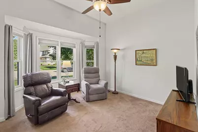 9748 Tioga Trail, Pinckney, MI 48169 - Photo 11
