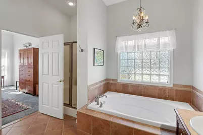 9748 Tioga Trail, Pinckney, MI 48169 - Photo 15
