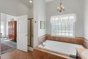 9748 Tioga Trail, Pinckney, MI 48169 - Photo 15