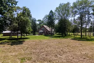 1090 5th St, Plainwell, MI 49080 - Photo 29