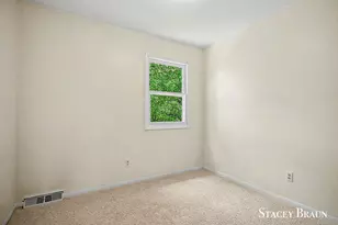 2136 Rolling Hills Dr SE, Grand Rapids, MI 49546 - Photo 21