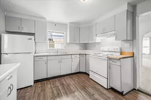50 S Union Street NW, Sparta, MI 49345 - Photo 9