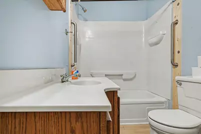 11908 N Meridian Road N, Pleasant Lake, MI 49272 - Photo 9