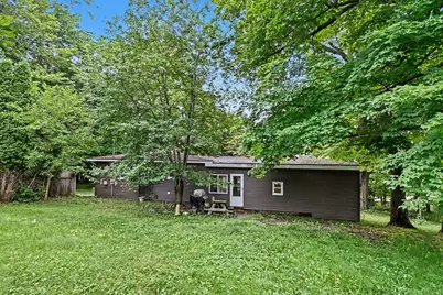 11908 N Meridian Road N, Pleasant Lake, MI 49272 - Photo 23