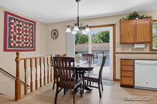 2714 Olivia St NW, Grand Rapids, MI 49504 - Photo 11