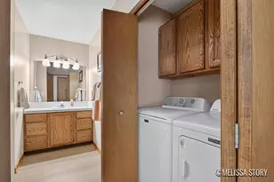 2714 Olivia St NW, Grand Rapids, MI 49504 - Photo 13