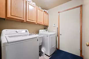 213 Edington Cir, Canton, MI 48187 - Photo 29