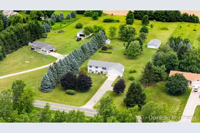 6829 12 Mile Road NE, Rockford, MI 49341 - Photo 5