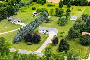 6829 12 Mile Rd NE, Rockford, MI 49341 - Photo 5