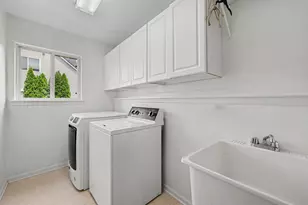 1433 Carston Ln, Chelsea, MI 48118 - Photo 15