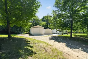 401 S Whitmore Rd, Hastings, MI 49058 - Photo 5