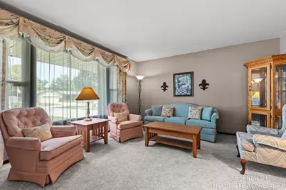4426 41st Street SW, Grandville, MI 49418 - Photo 5