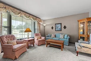 4426 41st St SW, Grandville, MI 49418 - Photo 5