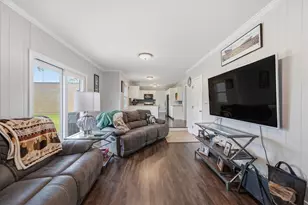 3919 Orchard View, Rochester Hills, MI 48307 - Photo 19