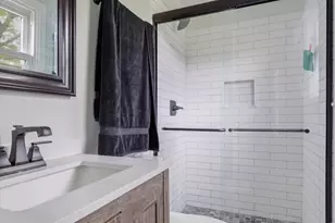 3919 Orchard View, Rochester Hills, MI 48307 - Photo 31