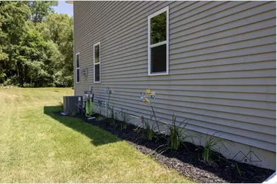 415 Edgewood Pass, Fenton, MI 48430 - Photo 29