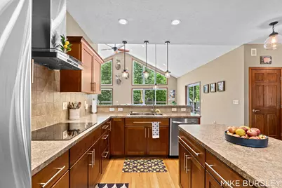 3040 Jamestown Lane, Fruitport, MI 49415 - Photo 11