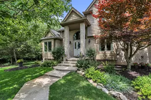 24491 Forest Dr, South Lyon, MI 48178 - Photo 3
