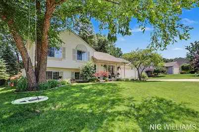 4700 Paramount Drive NE, Grand Rapids, MI 49525 - Photo 3