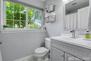 4700 Paramount Dr NE, Grand Rapids, MI 49525 - Photo 37