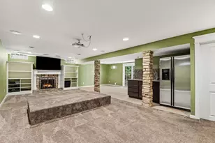 4994 Bluff Dr NE, Grand Rapids, MI 49525 - Photo 37