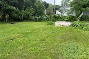 423 W Upton Ave, Reed City, MI 49677 - Photo 7
