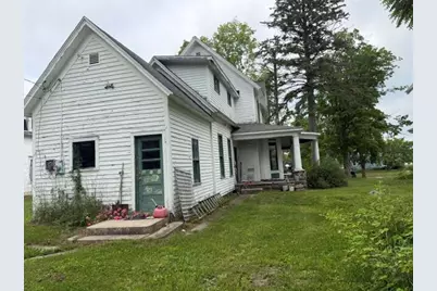 423 W Upton Avenue, Reed City, MI 49677 - Photo 3