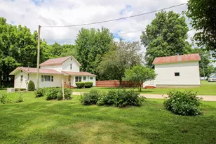 617 E Read St, Marcellus, MI 49067 - Photo 3