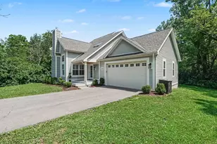 2238 Foss St, Ann Arbor, MI 48103 - Photo 3
