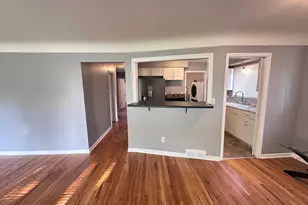 4697 Pelham St, Dearborn Heights, MI 48125 - Photo 3