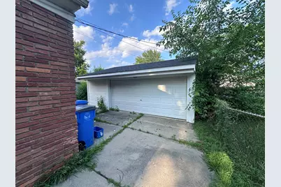 4697 Pelham Street, Dearborn Heights, MI 48125 - Photo 17