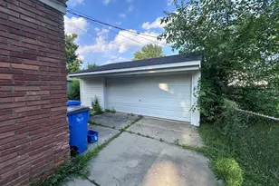 4697 Pelham St, Dearborn Heights, MI 48125 - Photo 17