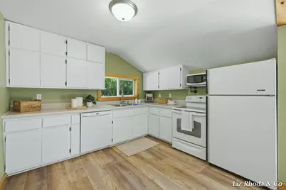 10240 Connelley Avenue NE, Greenville, MI 48838 - Photo 21