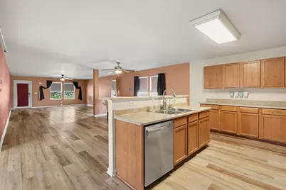 1404 Union Park Drive, Vicksburg, MI 49097 - Photo 7