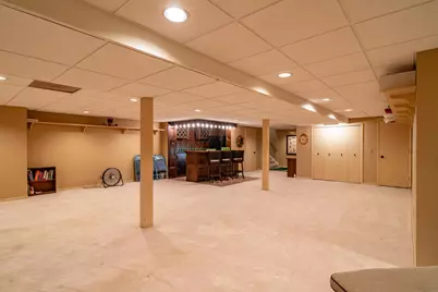 1899 Ledbury Drive, Bloomfield Hills, MI 48304 - Photo 45