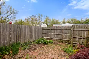 707 Garland Cir, Kalamazoo, MI 49008 - Photo 19