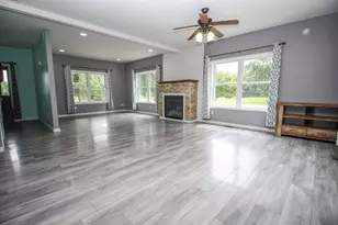 56056 Truman Dr, Three Rivers, MI 49093 - Photo 17