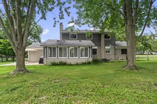 25964 Kilreigh Dr, Farmington, MI 48336 - Photo 43