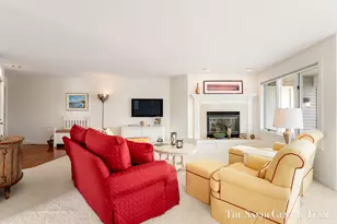 820 S Harbor Dr, Grand Haven, MI 49417 - Photo 11
