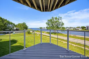820 S Harbor Dr, Grand Haven, MI 49417 - Photo 41